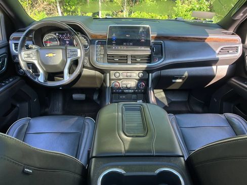 Used 2021 Chevrolet Tahoe Premier AWD/4WD image 13
