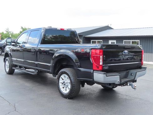 Used 2021 Ford F250 XLT AWD/4WD image 4