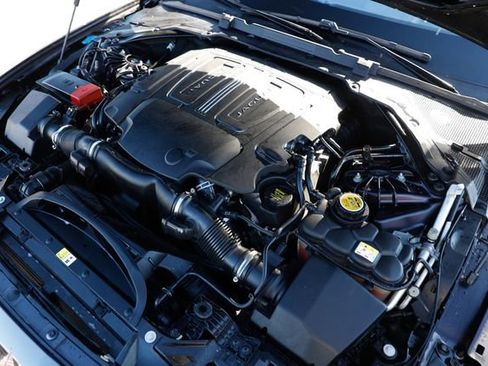 Used 2017 Jaguar XF Prestige image 53