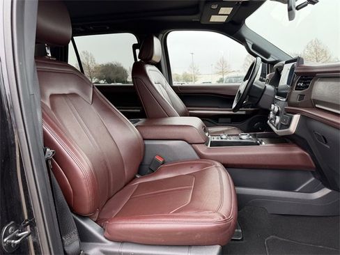 Used 2024 Ford Expedition Max Limited image 32