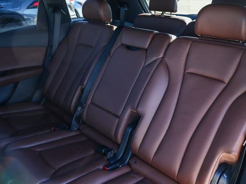 Used 2019 Audi Q7 2.0T Premium image 24