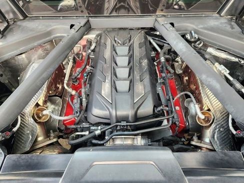 Used 2024 Chevrolet Corvette Stingray w/ Z51 Performance Package image 32