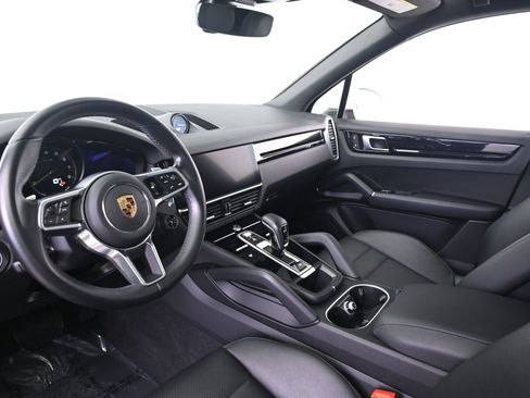 Certified 2022 Porsche Cayenne E-Hybrid image 4