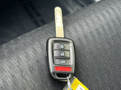 Used 2015 Honda Accord Sport image 25