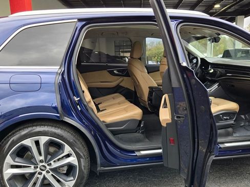 Used 2021 Audi Q7 3.0T Prestige image 17