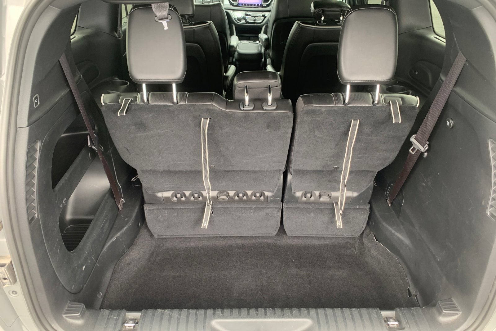 Used 2025 Chrysler Pacifica Limited FWD image 20