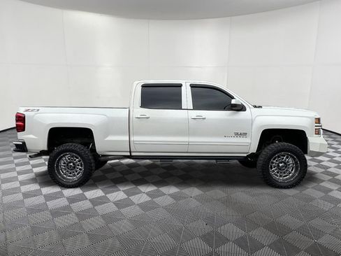 Used 2015 Chevrolet Silverado 1500 LT AWD/4WD image 7