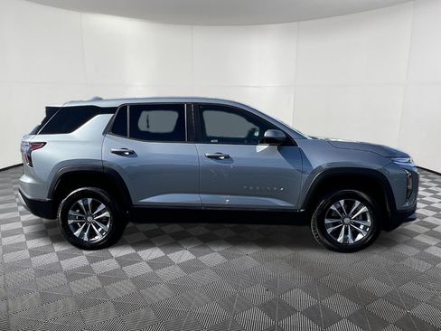 Used 2026 Chevrolet Equinox LT AWD/4WD image 7