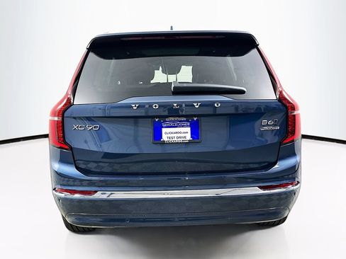 Used 2026 Volvo XC90 B6 Core AWD/4WD image 15