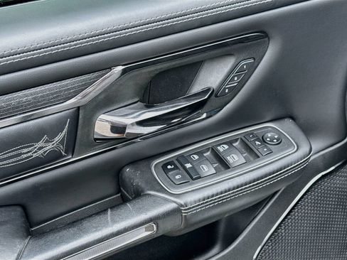 Used 2022 RAM 1500 Limited w/ Body-Colour Bumper Group AWD/4WD image 19