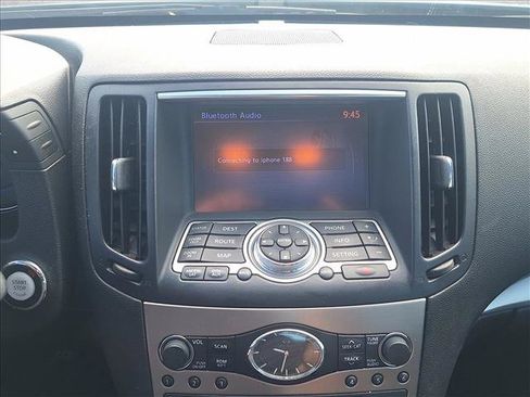 Used 2015 INFINITI Q40 w/ Navigation Package RWD image 12