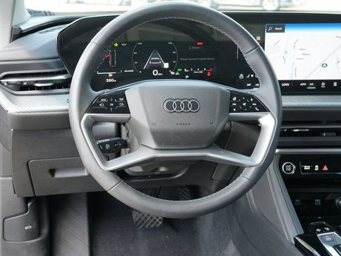 Used 2025 Audi Q5 Premium Plus w/ Premium Plus AWD/4WD image 27