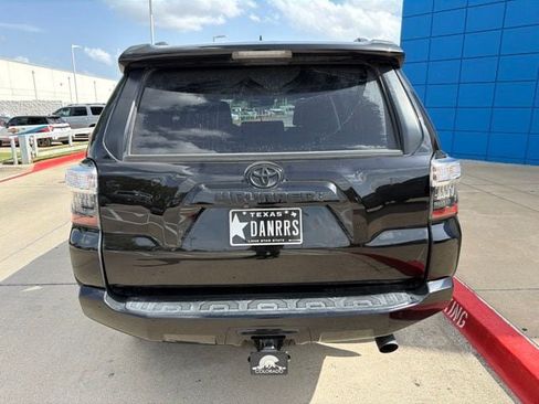 Used 2024 Toyota 4Runner SR5 Premium w/ Moonroof Package AWD/4WD image 6