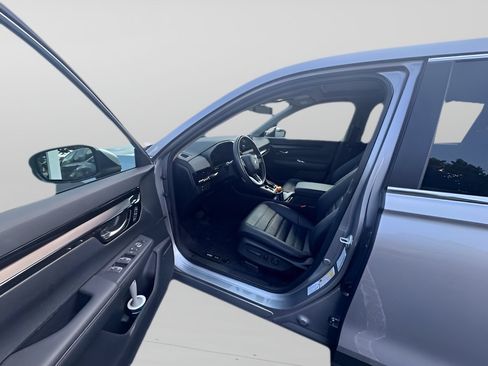 Used 2025 Honda CR-V EX-L image 17