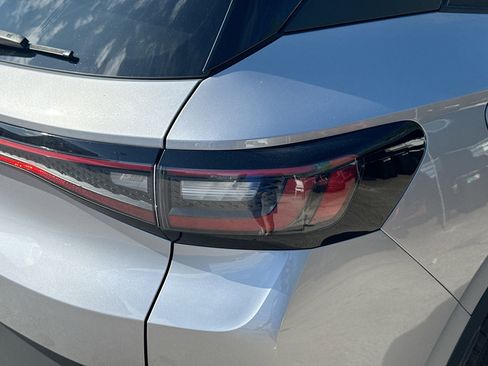 Used 2023 Volkswagen ID.4 S image 28