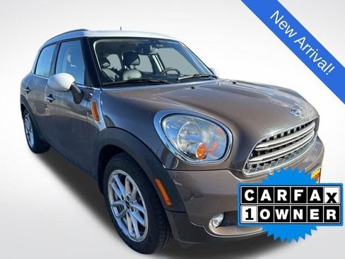Used 2015 MINI Cooper Countryman image 1