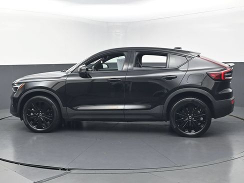 Used 2023 Volvo C40 P8 Recharge Plus AWD/4WD image 8