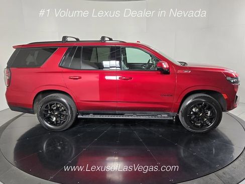 Used 2022 Chevrolet Tahoe Z71 w/ Luxury Package AWD/4WD image 3
