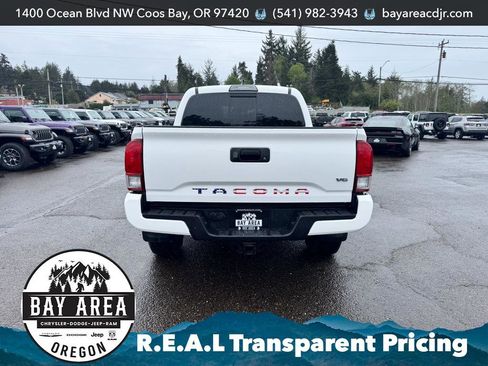 Used 2017 Toyota Tacoma 4x4 Double Cab image 6