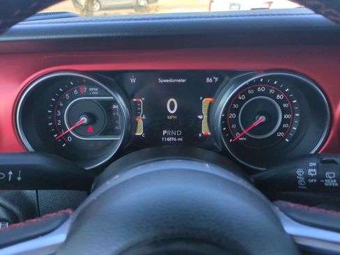 Used 2019 Jeep Wrangler Unlimited Rubicon AWD/4WD image 11