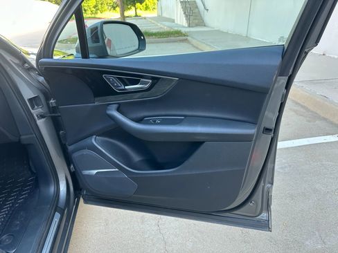 Used 2017 Audi Q7 3.0T Prestige image 27