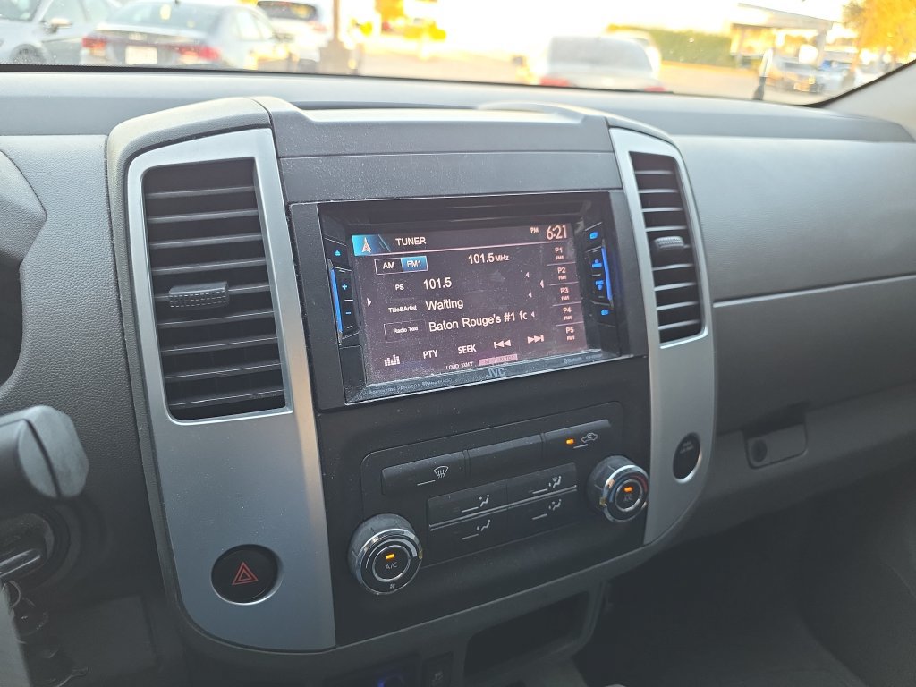 Used 2014 Nissan Frontier SV RWD image 23