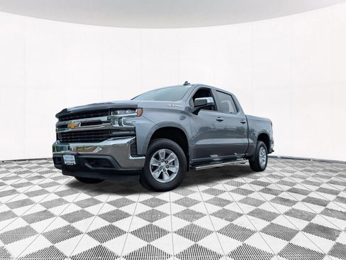 Used 2021 Chevrolet Silverado 1500 LT AWD/4WD image 2