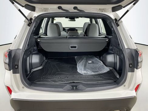 Used 2025 Subaru Forester image 28
