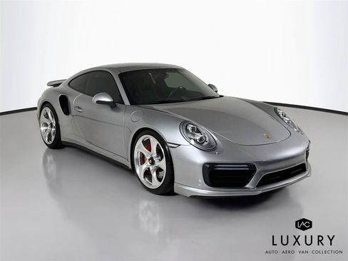 Used 2017 Porsche 911 Turbo AWD/4WD image 3