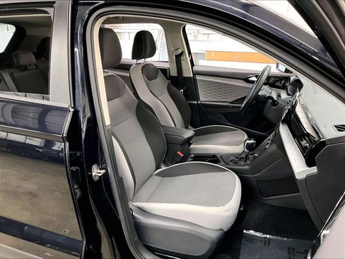 Used 2022 Volkswagen Taos S w/ IQ Drive S Package image 10