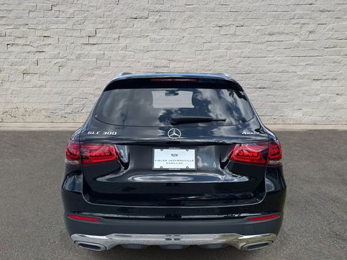 Used 2020 Mercedes-Benz GLC 300 4MATIC image 4