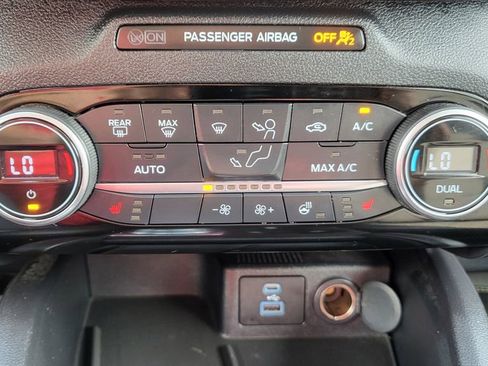 Used 2021 Ford Escape Titanium w/ Titanium Elite Package image 37