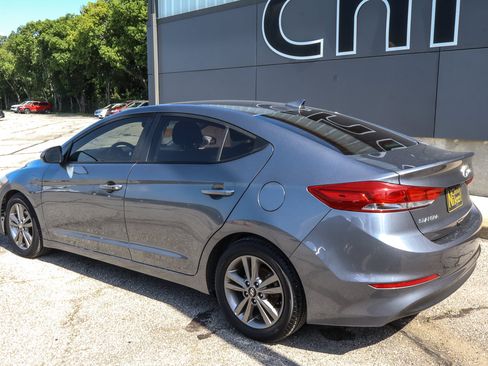 Used 2018 Hyundai Elantra Value Edition FWD image 6