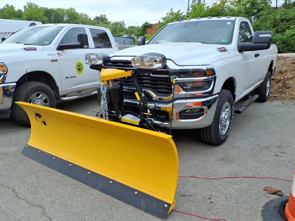 New 2026 RAM 2500 Tradesman AWD/4WD image 2