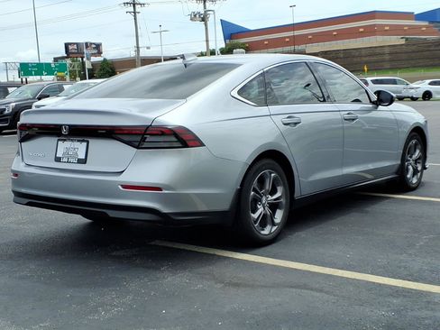 Used 2023 Honda Accord EX image 27