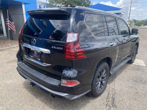 Used 2022 Lexus GX 460 Luxury w/ Sport Design Package AWD/4WD image 9