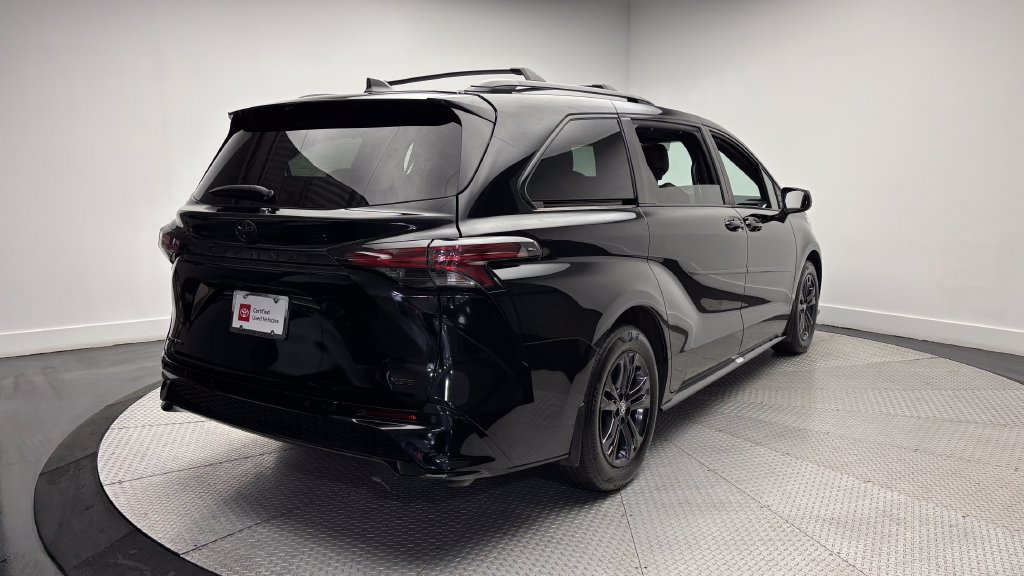 Certified 2026 Toyota Sienna XSE AWD/4WD image 46