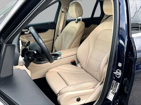 Certified 2022 Mercedes-Benz GLC 300 image 8