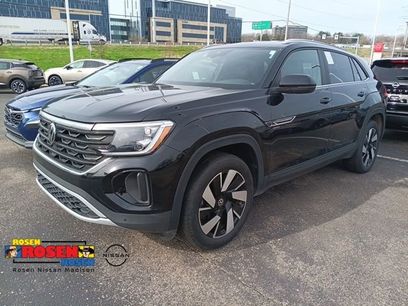 Used 2025 Volkswagen Atlas Cross Sport SE