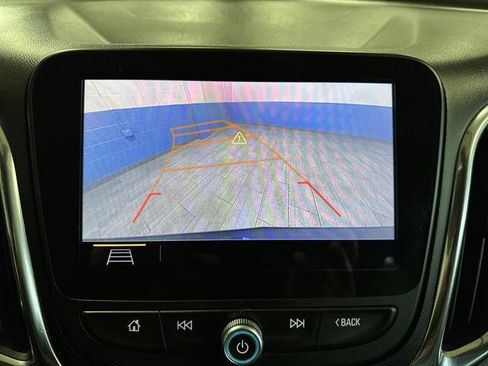 Used 2020 Chevrolet Equinox Premier image 9