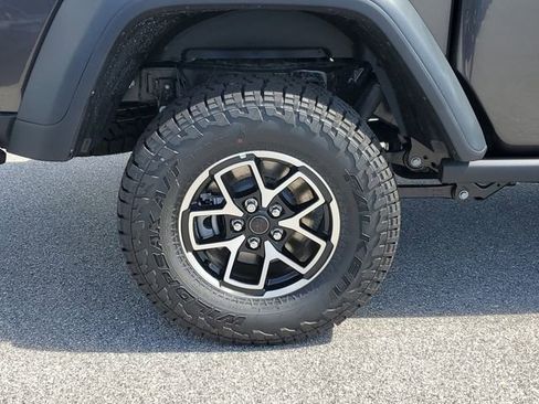 New 2026 Jeep Gladiator Rubicon AWD/4WD image 5