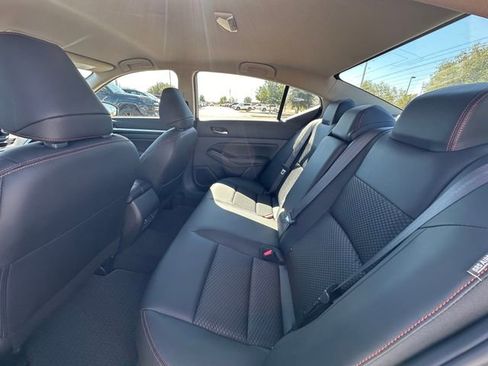 New 2026 Nissan Altima 2.5 SR FWD image 17