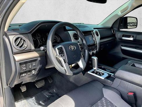 Used 2018 Toyota Tundra SR5 w/ SR5 Upgrade Package image 14