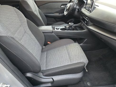 Certified 2023 Nissan Rogue SV image 27