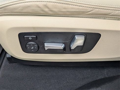 Used 2022 BMW X5 xDrive40i w/ Premium Package image 20