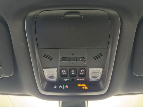 Used 2023 Buick Enclave Essence w/ Experience Buick Package image 26