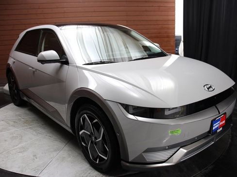 Used 2023 Hyundai Ioniq 5 Limited w/ Cargo Package image 14