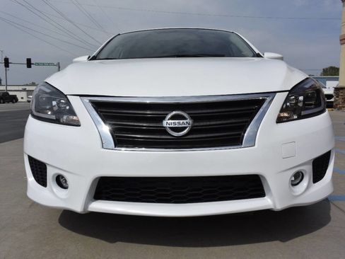 Used 2014 Nissan Sentra SR w/ SR Driver Package image 9