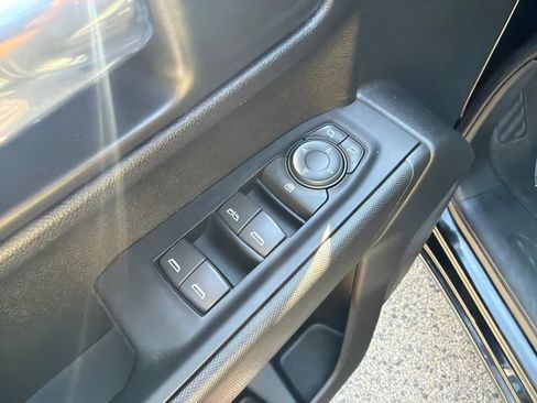 Used 2023 Chevrolet Silverado 1500 Custom AWD/4WD image 20