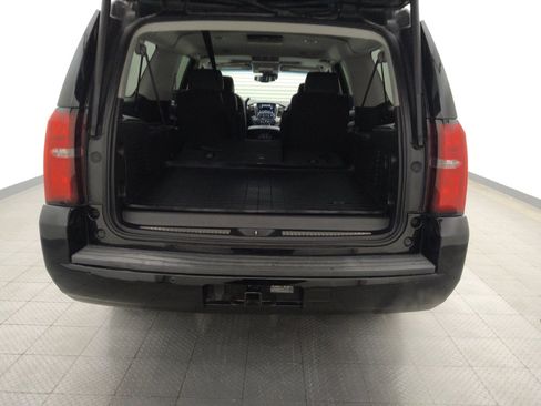 Used 2017 Chevrolet Suburban LT image 29